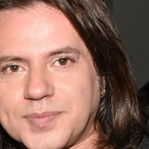 Δημήτρης Κοργιαλάς | "Πλέον προτιμώ να έχω δίπλα μου μια τσιπούρα παρά μια γυναίκα"