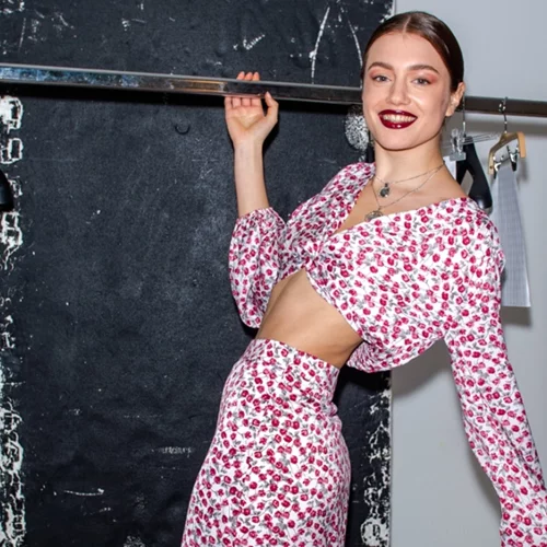 Οι 5 μεγαλύτερες τάσεις της μόδας που αξίζει να υιοθετήσεις φέτος την άνοιξη