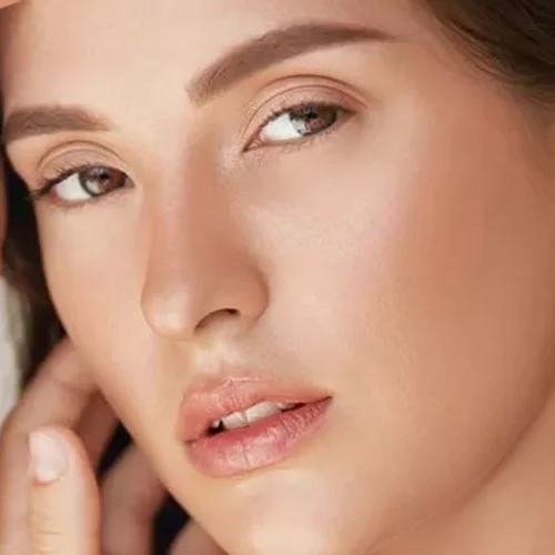 Οι καλύτερες κρέμες με βιταμίνη C που μπορείς να αγοράσεις τώρα