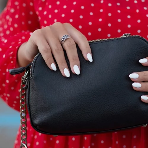 Μπήκε ο Σεπτέμβριος | 10 φθινοπωρινά μανικιούρ για να βρεις τι θα κάνεις αυτόν το μήνα στα νύχια σου