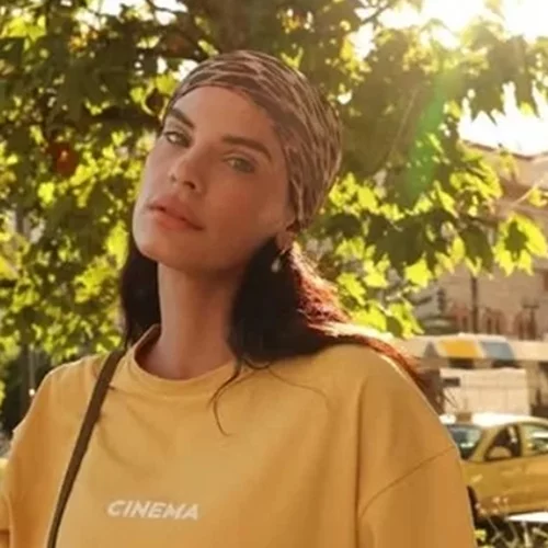 Χριστίνα Μπόμπα: Η στάση yoga που μας έδειξε είναι μόνο για τολμηρούς!