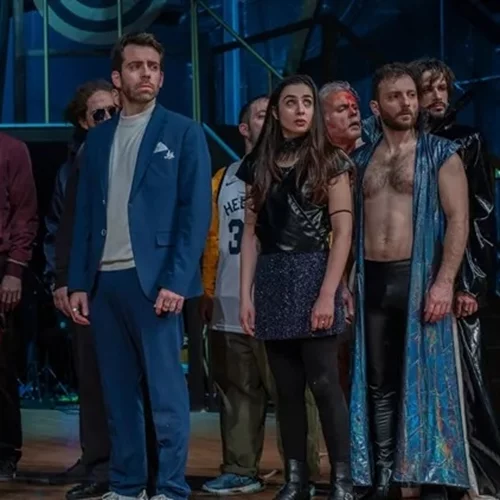 To "Merde!" επιστρέφει για δεύτερη σεζόν στο Δημοτικό Θέατρο Πειραιά