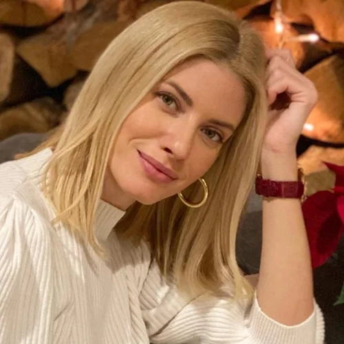 Η Ευαγγελία Αραβανή σε σπάνια βραδινή έξοδο λίγο πριν τον γάμο της