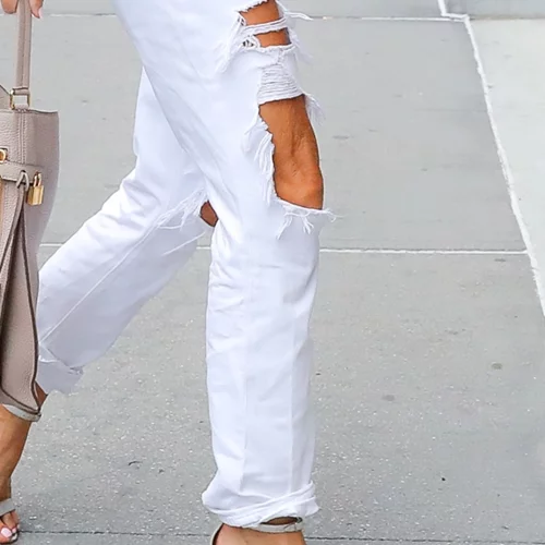 Το παντελόνι που δεν λείπει ποτέ από τη γκαρνταρόμπα των Παριζιάνων