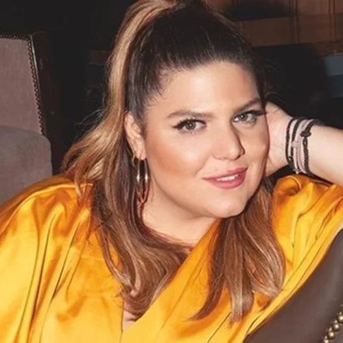 Δανάη Μπάρκα | "Δεν ήμουν πάντα καλά με το σώμα μου, κάποιες φορές με αγαπώ, κάποιες άλλες κλαίω"