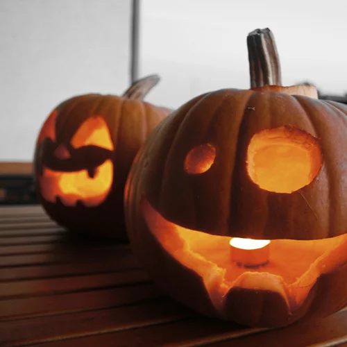 Pumpkin Carving | Αυτός είναι ο ευκολότερος τρόπος για να στολίσεις το σπίτι σου για το Halloween