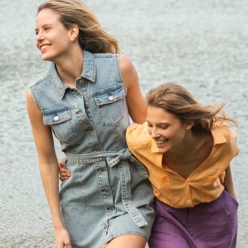 Η νέα καμπάνια της Pink Woman για την Άνοιξη 2023