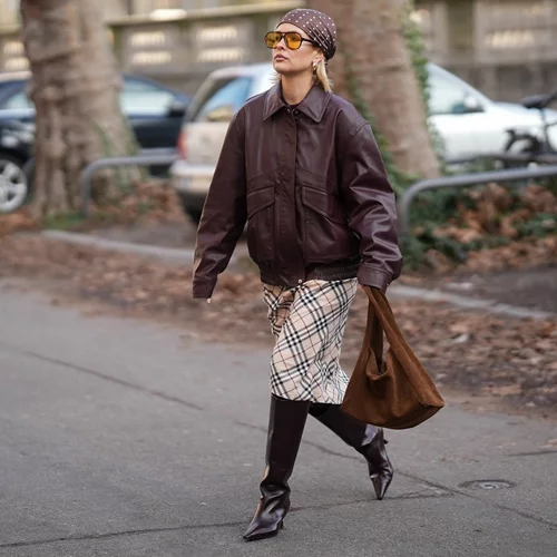 Αυτές οι μπότες από τη Bershka θα είναι οι τελευταίες που θα φορέσεις φέτος