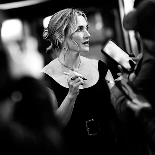 "Μείνε σε ρόλους για εύσωμες" | Η εξομολόγηση της Kate Winslet για το fat shaming που δέχτηκε στο σχολείο