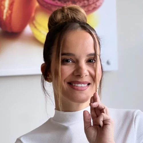 Ελιάνα Χρυσικοπούλου | "Δεν ήμουν εντελώς ατάλαντη, δεν ήμουν και καμία μουσική ιδιοφυΐα"