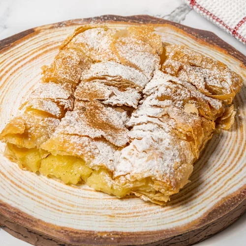 Η viral μπουγάτσα που θα φτιάξεις μόνο με 3 υλικά