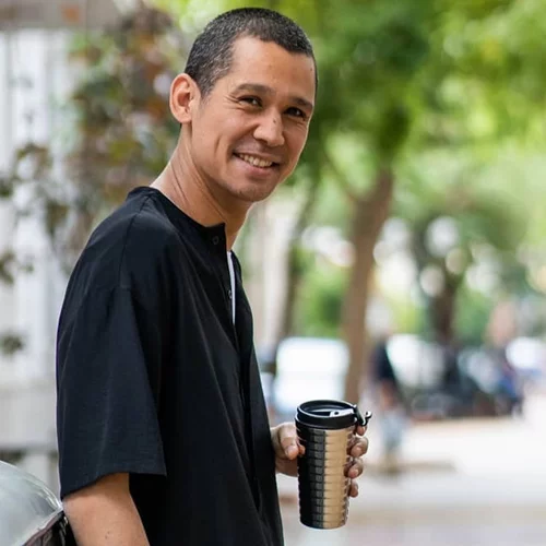 Πόσο μεγάλωσαν; | Ο Σωτήρης Κοντιζάς φωτογραφίζει τα τρία παιδιά του στις διακοπές στη Σχοινούσα