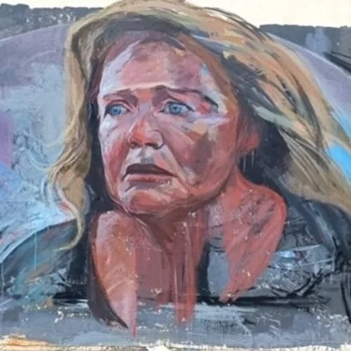 Θεσσαλονίκη | Γκράφιτι με το πρόσωπο της Μαρίας Καβογιάννη ως σχόλιο για την έμφυλη βία