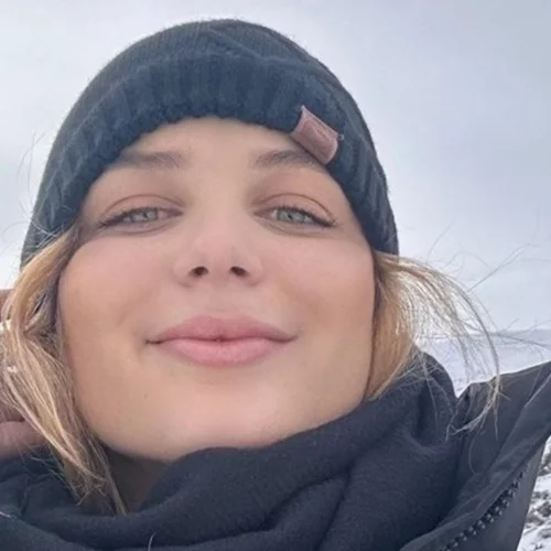 Ο σύντροφος της αδικοχαμένης Κλαούντια στα Τέμπη | "Δεν έχω σχέδια. Δεν έχω τίποτα. Απλά κάθομαι και περνάνε οι μέρες"