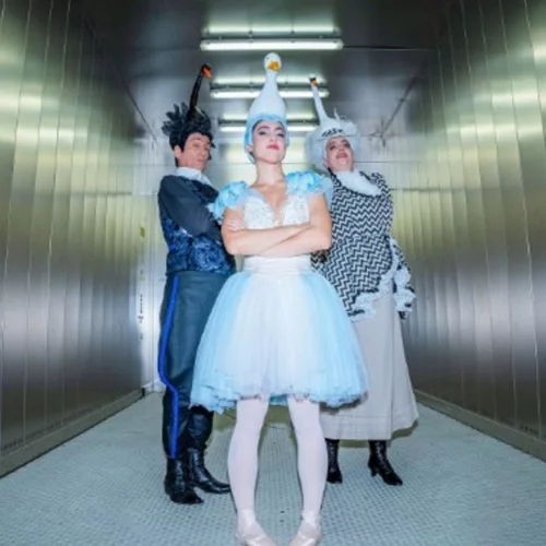 Το μιούζικαλ για όλη την οικογένεια "Ιζαντόρα Ντακ" έρχεται στην Εναλλακτική Σκηνή της Εθνικής Λυρικής Σκηνής