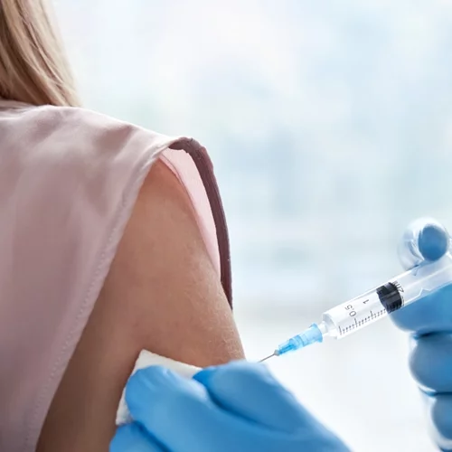 Άκης Σκέρτσος |  Από 1η Ιουλίου θα εξαιρεθούν από το υποχρεωτικό self testing οι εμβολιασμένοι