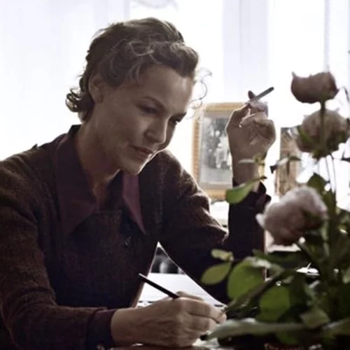 Karen Blixen | Η συναρπαστική ζωή της γυναίκας που έγραψε το "Πέρα από την Αφρική"