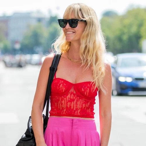 Τα πιο κομψά καλοκαιρινά outfits με κομμάτια που έχεις σίγουρα στη ντουλάπα σου