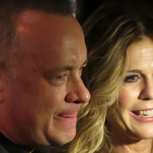 Η Rita Wilson πρωταγωνιστεί και τραγουδά στην ταινία "Love Is Love Is Love"