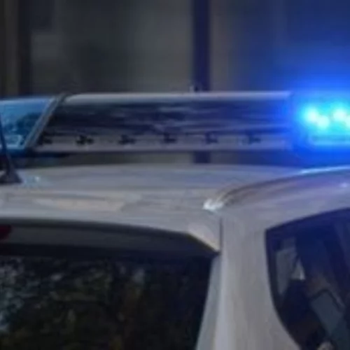 Η αστυνομία αναζητά έναν 30χρονο για τη δολοφονία της 43χρονης στο Αγρίνιο