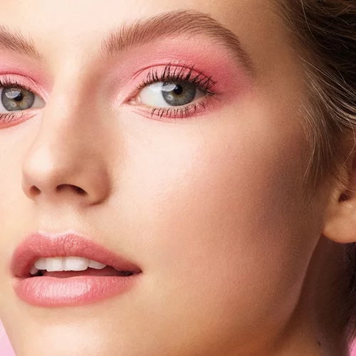 Βρήκαμε τα καλλυντικά που θα σου φτιάξουν τη διάθεση