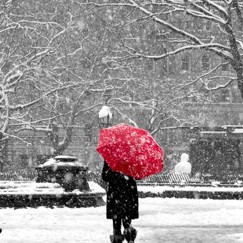 "Αγριεύει" ο καιρός: Τσουχτερό κρύο, καταιγίδες, χαλάζι και χιόνια μέσα σε πόλεις - Θα χτυπηθεί και η Αττική