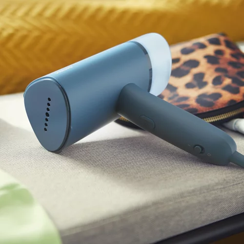 Βρήκαμε την πιο εύκολη λύση για σιδερωμένα ρούχα στις διακοπές σου