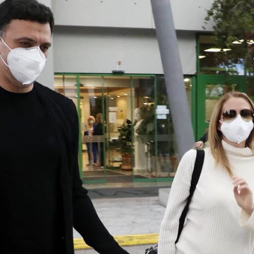 Τζένη Μπαλατσινού | Έτσι πέρασε την Κυριακή της 1,5 μήνα μετά τη γέννα