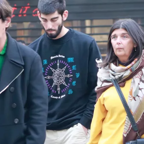 Θοδωρής Κουτσογιαννόπουλος | Σπάνια εμφάνιση με τη σύζυγό του, Στέλλα Λιζάρδη και τον γιο τους