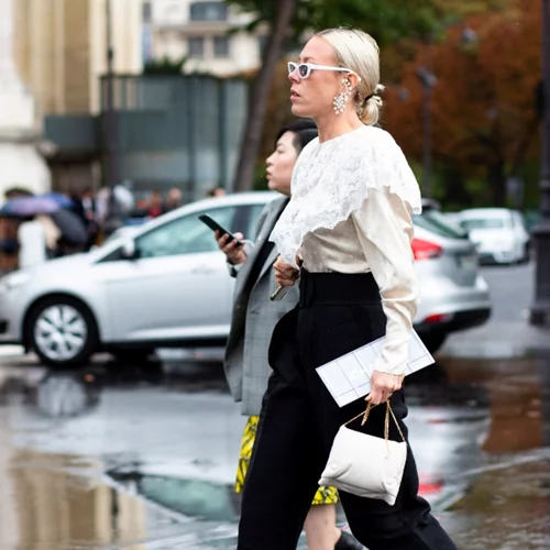 Cigarette trousers | Επένδυσε στα πιο θηλυκά παντελόνια της γυναικείας γκαρνταρόμπας