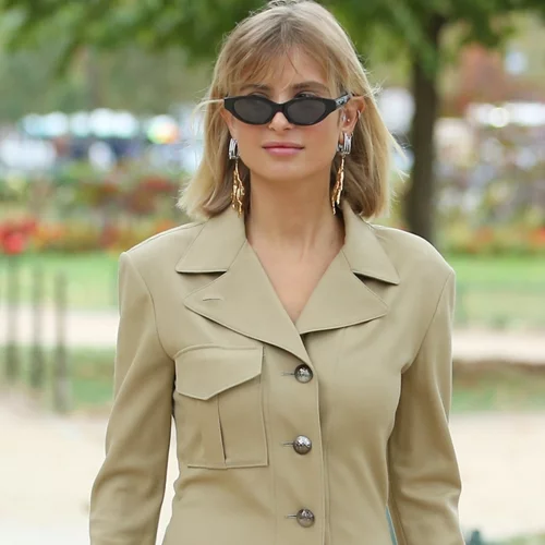 Ο chic χρωματικός συνδυασμός που επιλέγουν οι πιο κομψές fashionistas για την άνοιξη