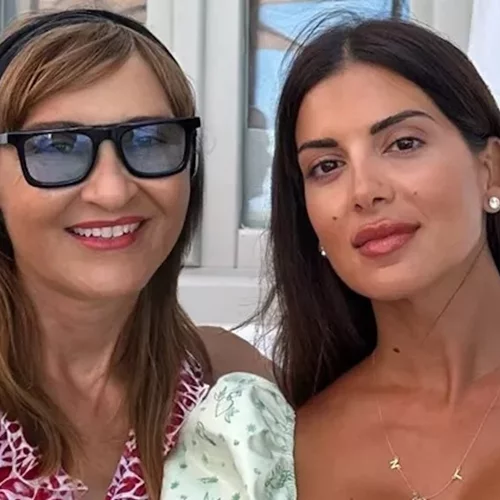 Νυχτοπερπατήματα για Μάρα Ζαχαρέα και Σταματίνα Τσιμτσιλή | Η κοινή έξοδός τους