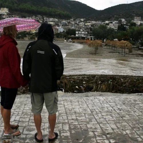 Καιρός | Ξεπέρασαν τους 6.000 οι κεραυνοί που έπεσαν την Πέμπτη - Βροχές και καταιγίδες έως την Κυριακή