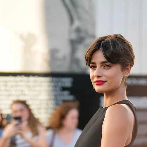 Haircut trends | Τα 2 stylish κουρέματα που αναμένεται να κυριαρχήσουν το 2025