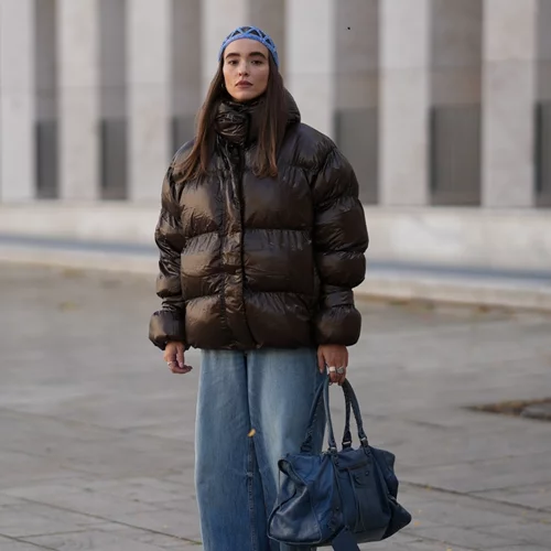 Το μπουφάν από την Oysho που θα σε κρατήσει ζεστή όσο κρύο κι αν έχει