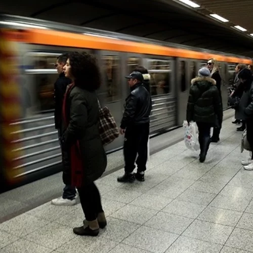 Πρεμιέρα για τις ανέπαφες πληρωμές σε Μετρό, Τραμ, Λεωφορεία και Τρόλεϊ - Τα οφέλη για τον επιβάτη