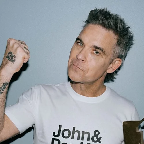 O τρομερός Robbie Williams ισοφάρισε ρεκόρ των Beatles