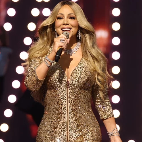 Η Mariah Carey θα δώσει συναυλία σε μια πλωτή σκηνή στο τροπικό δάσος του Αμαζονίου