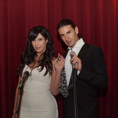 Μία μουσικοχορευτική παράσταση που μας ταξιδεύει στην Αθήνα του χθες