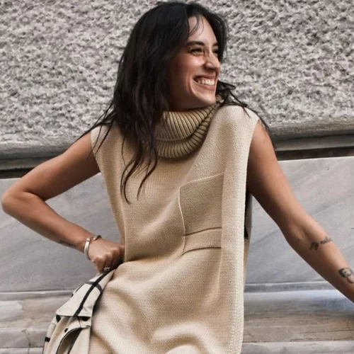 Η Ραφαέλα Ψαρρού υιοθέτησε το no pants trend με τον πιο κομψό τρόπο