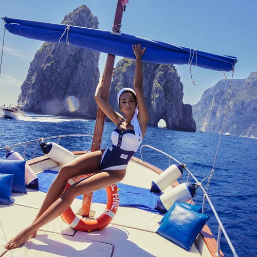 Με αυτά τα μαγιό θα ζήσεις την ιταλική Dolce Vita στις διακοπές σου