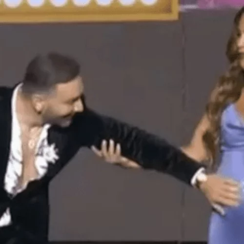 Κατερίνα Στικούδη | Αποκάλυψε on air το φύλο του μωρού της στο J2US