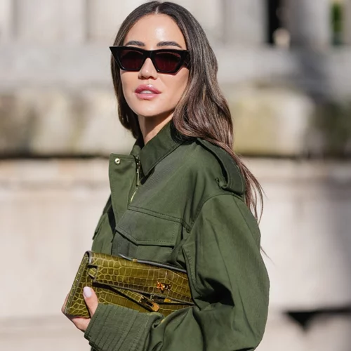 Ξέχνα το καφέ και το μαύρο | Αυτό είναι το δημοφιλές ουδέτερο χρώμα που αξίζει την προσοχή σου