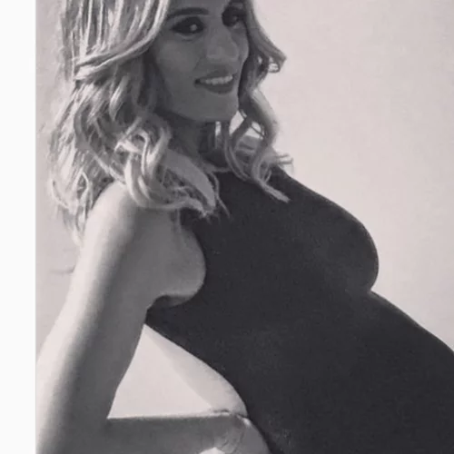 Ελεονώρα Μελέτη | Η φωτογραφία σε προχωρημένη εγκυμοσύνη και το δημόσιο μήνυμα