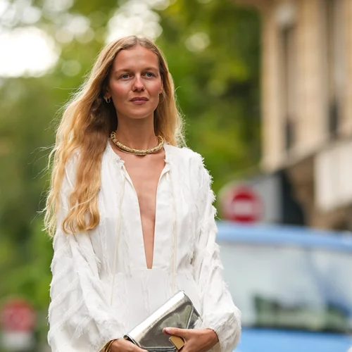 Είσαι ξανθιά; Αυτό είναι το eyeliner που θα απογειώσει το look σου