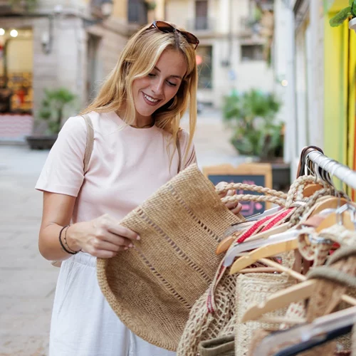 Fab Five | Οι 5 αγορές που πρέπει να κάνεις πριν τις διακοπές και μπορεί να έχεις ξεχάσει