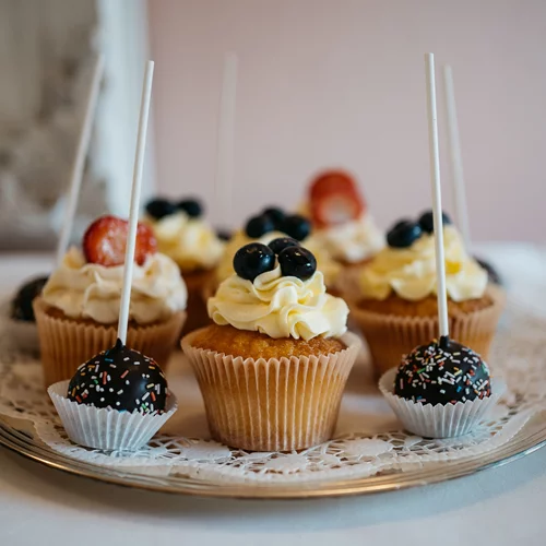 Εορτολόγιο: Ποιοι γιορτάζουν σήμερα, 23 Σεπτεμβρίου