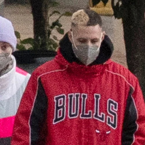 Τάμτα | Βόλτα με τον Πάρη Κασιδόκωστα στη Γλυφάδα (εικόνες)