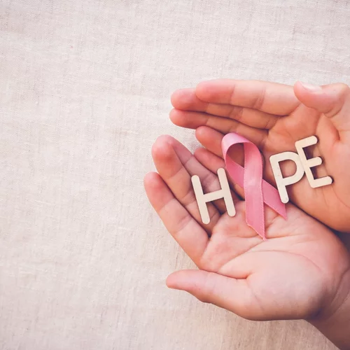 Κατερίνα Τσιλεδάκη | "Υπάρχει φως στο μακρύ τούνελ που λέγεται καρκίνος μαστού"