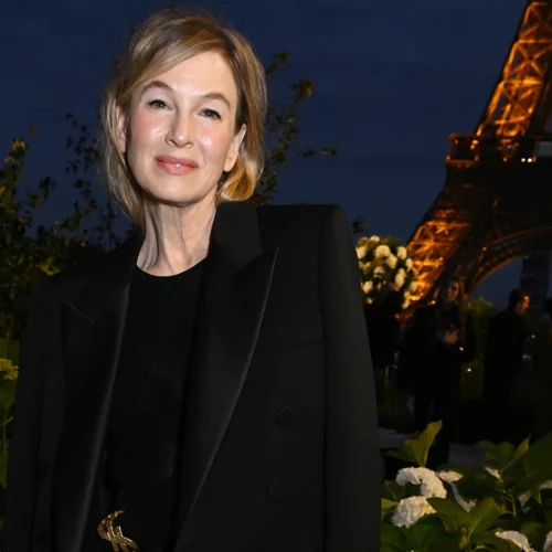 Ρενέ Ζελβέγκερ | Άγαλμα της "Bridget Jones" στην πλατεία Λέστερ του Λονδίνου